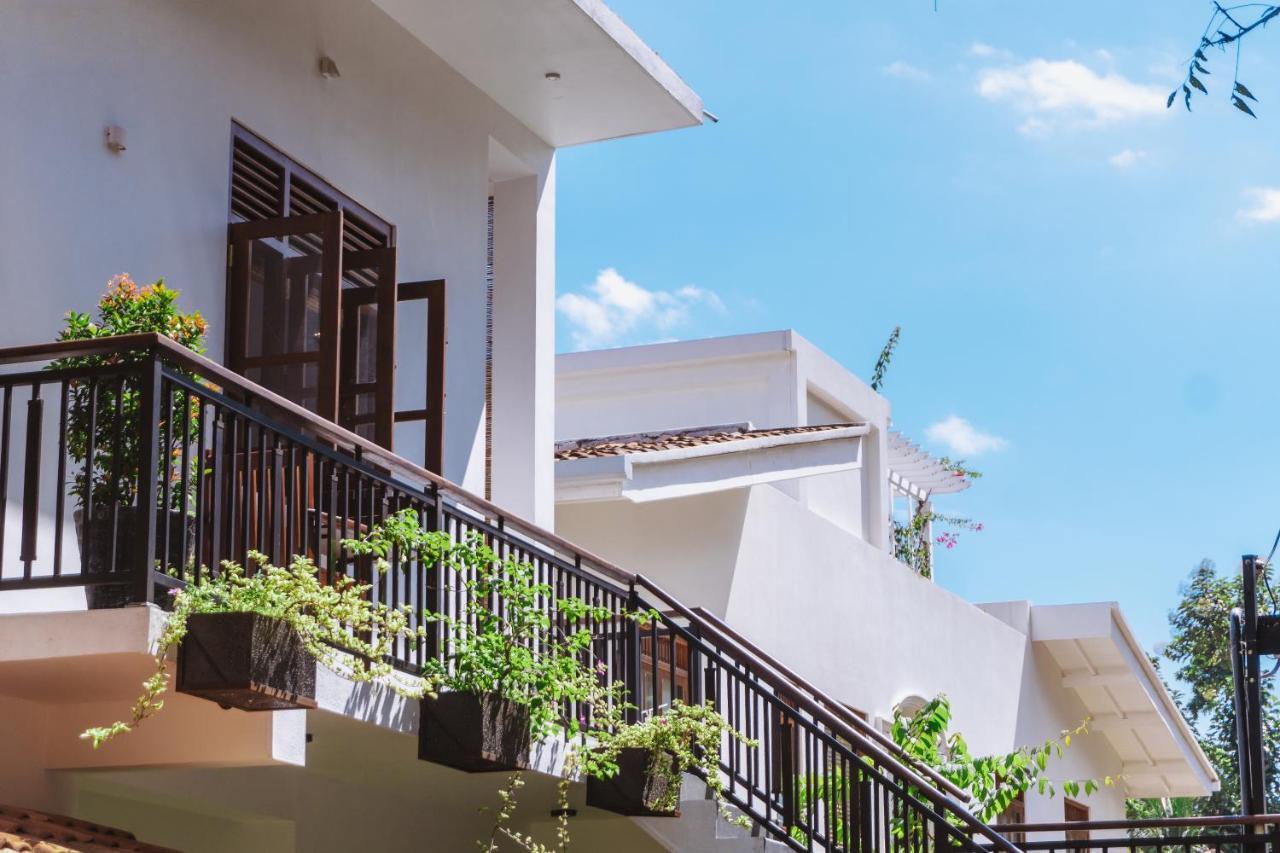 Summer Time Hiriketiya Dickwella Exterior photo